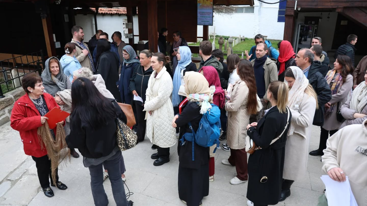 (foto)-novi-pazar-prvi-put-na-ruti-ispita-za-turisticke-vodice
