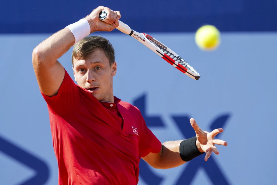 medjedovic-stao-u-polufinalu-barselone:-rubljov-preokretom-do-finala