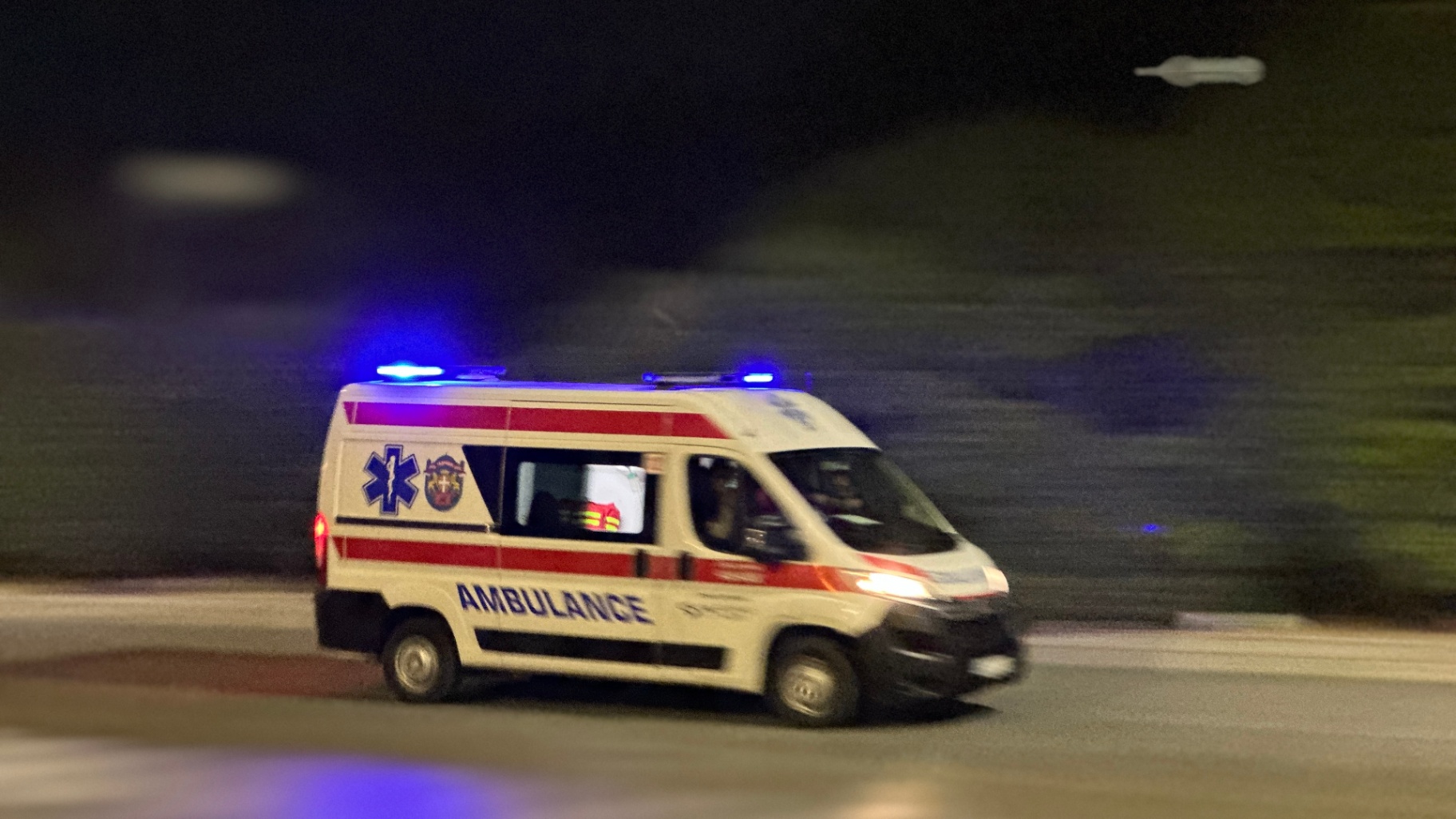 tragedija-kod-kragujevca!-beba-preminula-tokom-transporta-vozilom-hitne-pomoci-do-bolonice